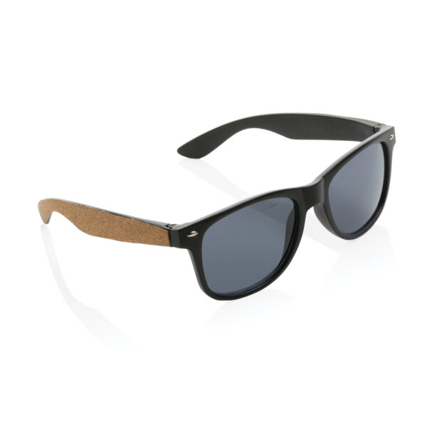 Sonnenbrille aus GRS recyceltem PC-Kunststoff mit Kork – Bild 2